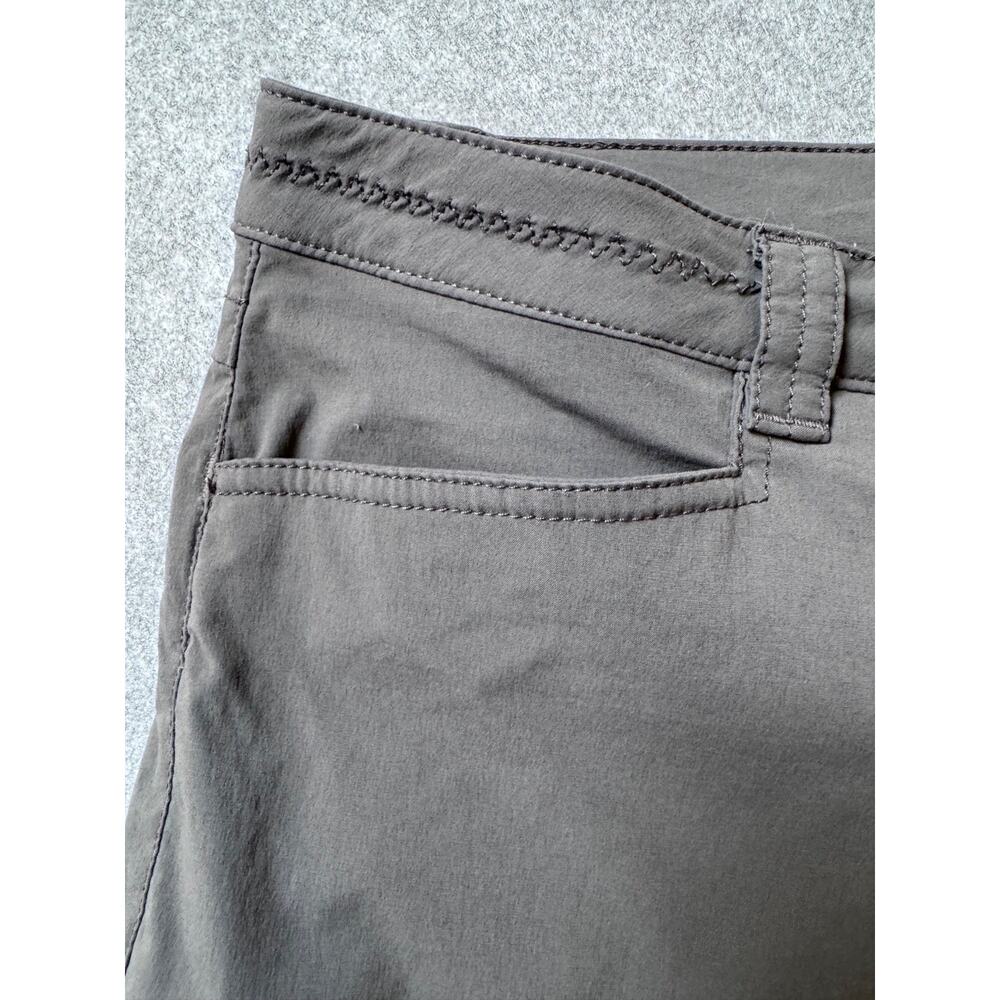 Eddie Bauer Womens 6 Gray Hiking Shorts Stretch Nylon Outdoor Trail - Picture 4 of 11